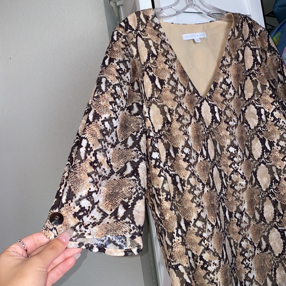 Blouse - Picture 2 of 5